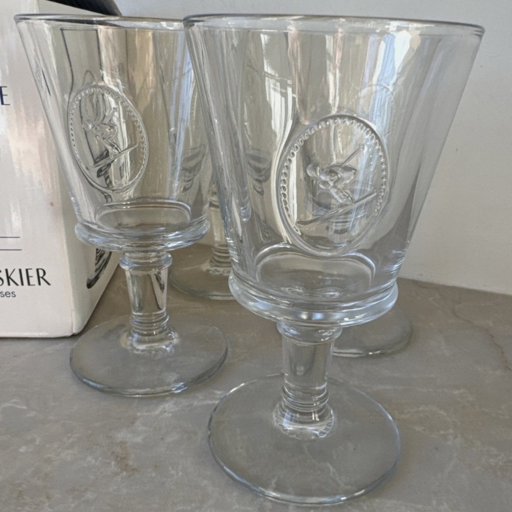 New! 🇫🇷⛷️✨ La Rochère Alpine Ski wine glasses, set of 4 —RARE FIND